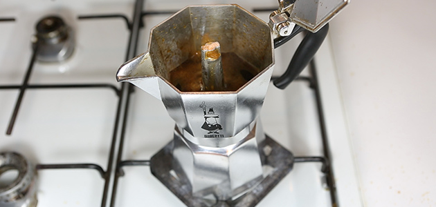 Brewing Guide Moka Pot - End of Coffee extraction Brewing Guide Moka Pot - End of Coffee extraction