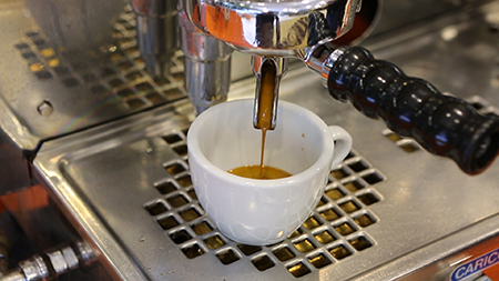 The perfect Cappuccino: Preparation, tips and the best coffee Extraction into the cappuccino cup